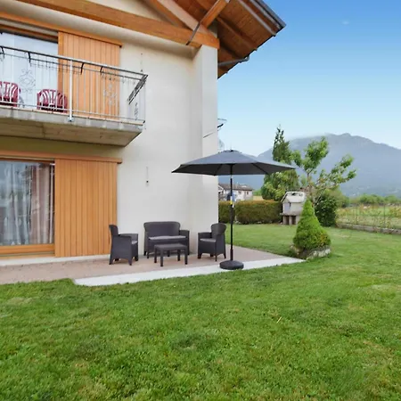 Appartamento 2 Bedroom Cozy In *